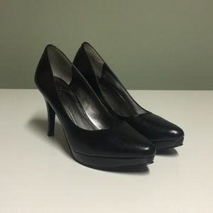 Black Nine West Heels - Size 9